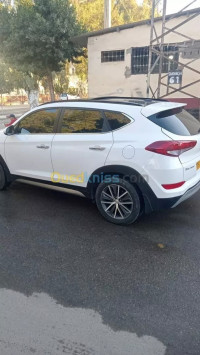 voitures-hyundai-tucson-2018-prestige-ain-kermes-tiaret-algerie