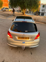 voitures-peugeot-207-2011-allure-maghnia-tlemcen-algerie