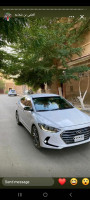 voitures-hyundai-elantra-2017-tamanrasset-algerie