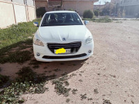 voitures-peugeot-301-2013-tiaret-algerie