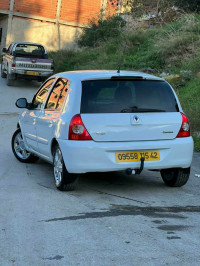 voitures-renault-clio-campus-2015-mongolia-bou-ismail-tipaza-algerie