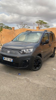 voitures-fiat-doblo-vitre-2024-batna-algerie