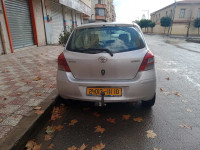 voitures-toyota-yaris-2011-bouira-algerie