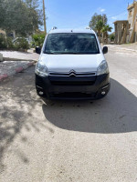 commerciale-citroen-berlingo-2017-tole-niveau-2-msila-algerie