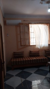 شقة-كراء-2-غرف-وهران-عين-الترك-الجزائر