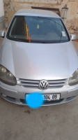 moyenne-berline-volkswagen-golf-5-2004-ouled-yaich-blida-algerie