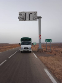 camion-hyundai-hd-65-2018-nezla-touggourt-algerie