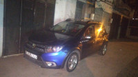 voitures-dacia-sandero-2017-annaba-algerie