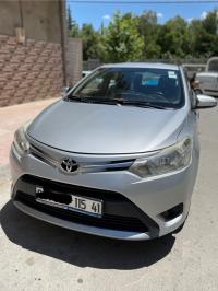 سيارات-toyota-yaris-sedan-2015-سوق-أهراس-الجزائر