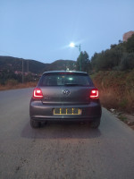 voitures-volkswagen-polo-2014-sour-el-ghouzlane-bouira-algerie