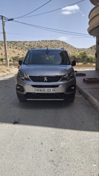 utilities-peugeot-rifter-2023-allure-oum-el-bouaghi-algeria