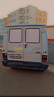 fourgon-renault-r25-grand-pale-trafic-1100-telagh-sidi-bel-abbes-algerie