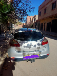 voitures-renault-clio-3-2010-amarnas-sidi-bel-abbes-algerie