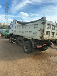 JAC Camion à benne basculante 19T 2010