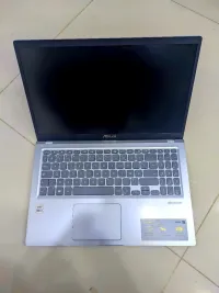 ASUS Vivobook i3 10eme Gen Ram 8GB DDR4 SSD 512GB