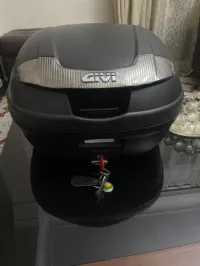 Top case Givi