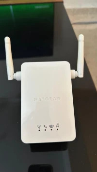 Répéteur WiFi NETGEAR WN3000RP - Compact et Efficace