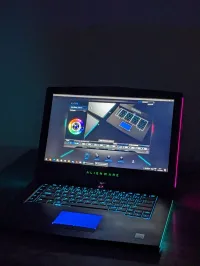 Alienware 15 R3 i7 7700HQ GTX 1060 6Gb 24Gb RAM 256 SSD 1Tb HDD