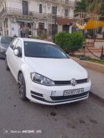 voitures-volkswagen-golf-7-2013-les-eucalyptus-alger-algerie