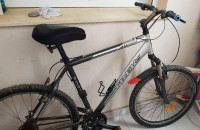 articles-de-sport-velo-vtt-trek-taille-l-reghaia-alger-algerie