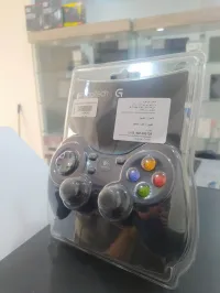 mannete de jeux LOGITECH F310