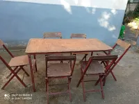 Chaise pluye et table