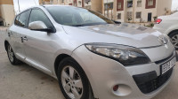 moyenne-berline-renault-megane-3-2012-ain-touta-batna-algerie