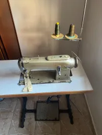 Machine à coudre pfaff 