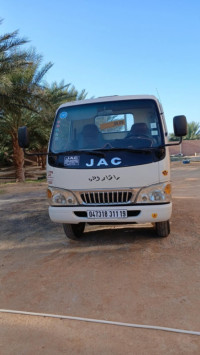 camion-1020-jac-2011-el-hadjeb-biskra-algerie