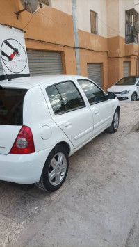 voitures-renault-clio-campus-2014-facelift-sidi-bel-abbes-algerie