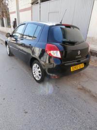 voitures-renault-clio-3-2012-dynamique-bouira-algerie