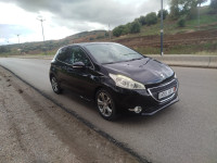 voitures-peugeot-208-2013-active-guelma-algerie