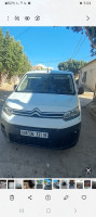 commerciale-citroen-berlingo-2021-barlongo-ain-defla-algerie