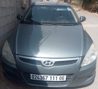 voitures-hyundai-i30-2011-toute-options-akbou-bejaia-algerie