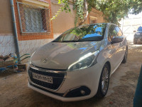 voitures-peugeot-208-2019-allure-facelift-chlef-algerie