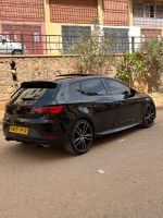 moyenne-berline-seat-leon-2019-cupra-r-tlemcen-algerie