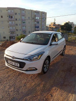 moyenne-berline-hyundai-i20-2018-extreme-boumerdes-algerie