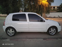 voitures-renault-clio-campus-2013-bye-ouled-yaich-blida-algerie