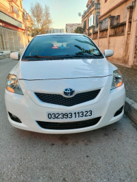 voitures-toyota-yaris-sedan-2013-annaba-algerie