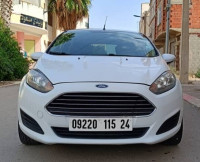 voitures-ford-fiesta-2015-guelma-algerie