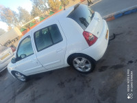 voitures-renault-clio-campus-2012-bye-medea-algerie