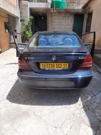 سيارات-mercedes-classe-c-2002-220-exclusive-عين-الحمام-تيزي-وزو-الجزائر