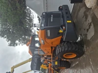DEVELON Chergeur 3t 2025