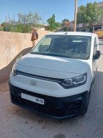 voitures-fiat-doblo-2023-chlef-algerie