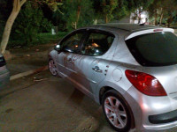 voitures-peugeot-207-2008-ouargla-algerie