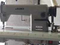 Machine coudre droite