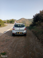 voitures-dacia-sandero-2015-stepway-khemis-el-khechna-boumerdes-algerie