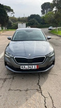 سيارات-skoda-scala-2023-الجزائر-وسط