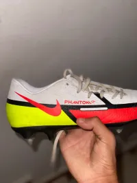 Soulier de foot 