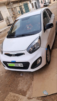 voitures-kia-picanto-2013-pop-relizane-algerie